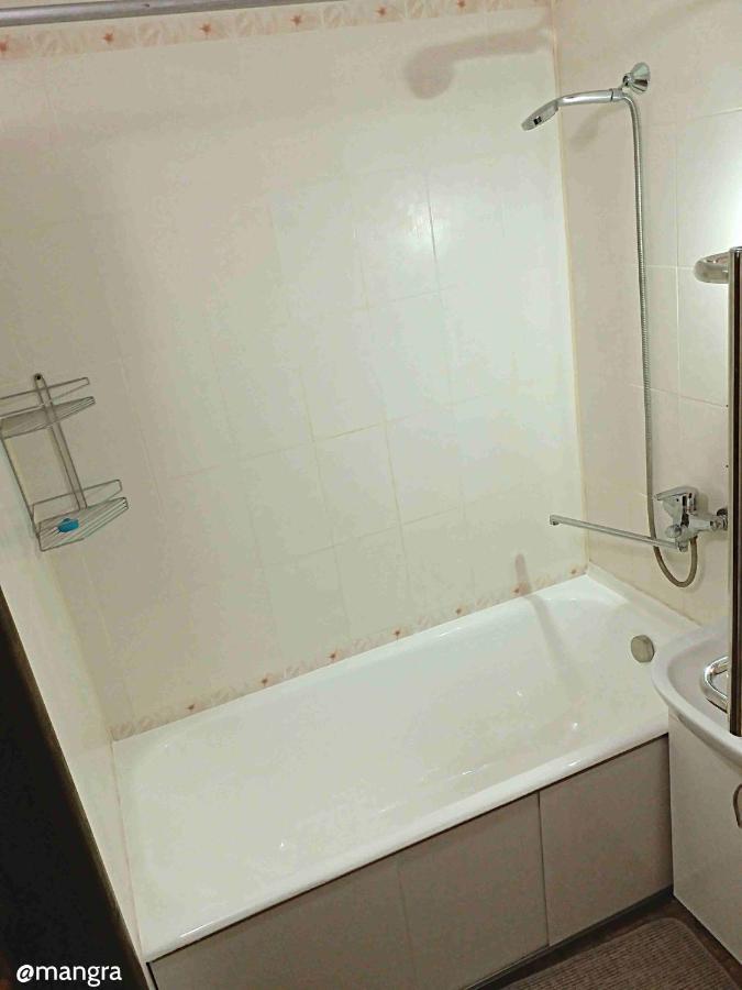 Kozzy Apartment In Kiev City Center Lu7 ภายนอก รูปภาพ